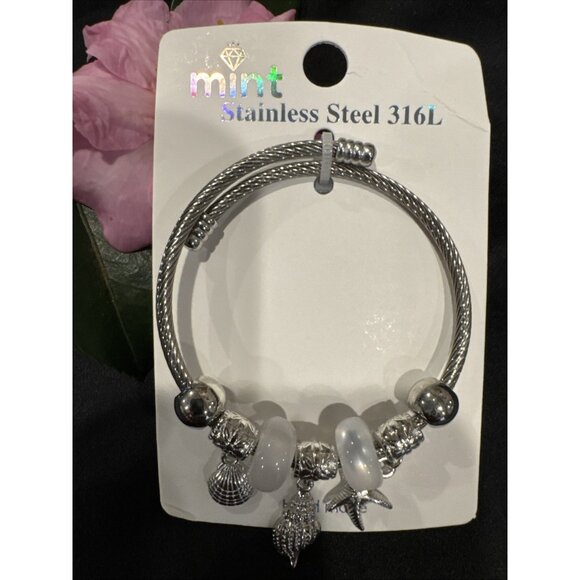 Mint Stainless Steel Starfish Shell Crystal Charm Silvertone Bangle Bracelet NEW - Picture 4 of 6
